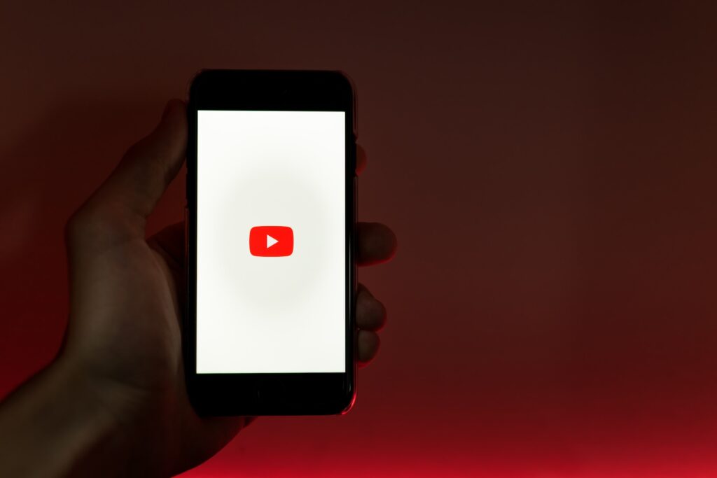 szabo-viktor-UfseYCHvIH0-unsplash (3)